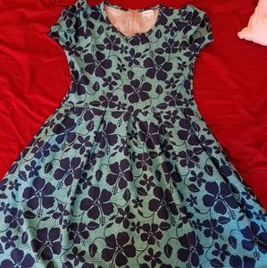 🛑🛑SOLD🛑🛑 XL LULAROE AMELIA